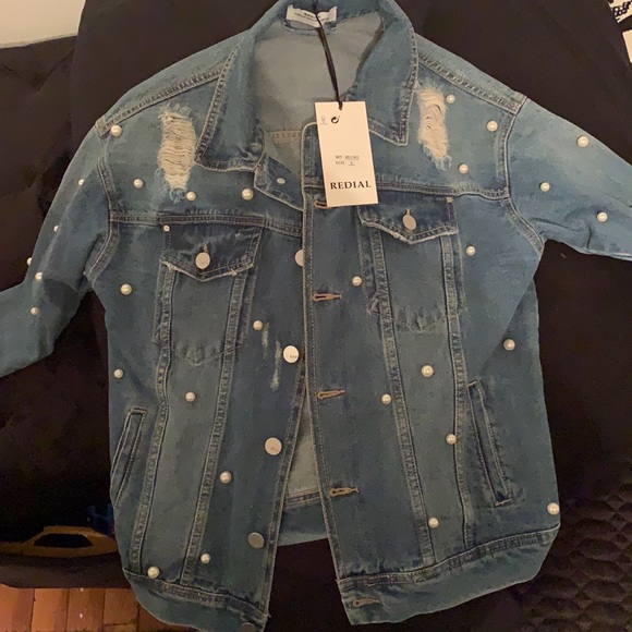 Redial s Jean jacket w pearls - Picture 4 of 8